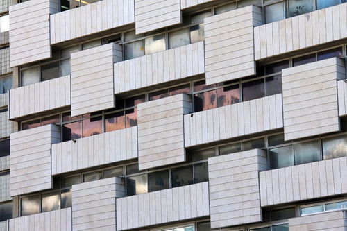 建筑材料熱銷(xiāo)品類(lèi)及市場(chǎng)趨勢(shì)分析